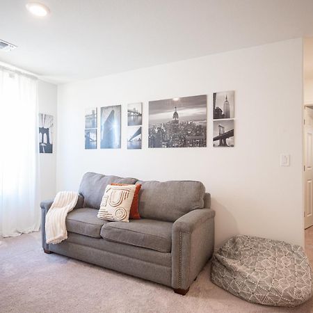 Beautiful Brand New 2 Bedroom Vegas Home! Fits 12 Or More,15-20 Minutes From Lv Strip Las Vegas Kültér fotó