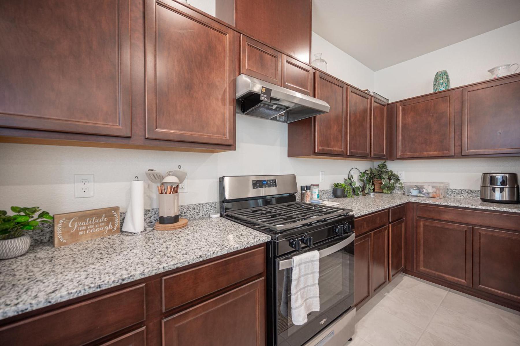 Beautiful Brand New 2 Bedroom Vegas Home! Fits 12 Or More,15-20 Minutes From Lv Strip Las Vegas Kültér fotó